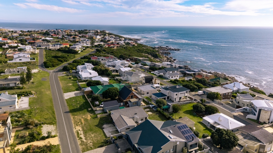 3 Bedroom Property for Sale in De Kelders Western Cape